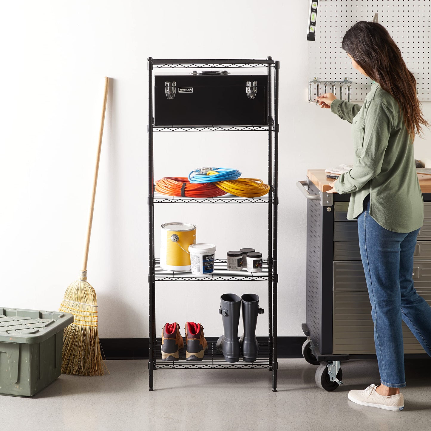 Amazon Basics Scaffaliera a 5 ripiani stretti, altezza dei ripiani e piedini di livellamento regolabili, senza rotelle, Nero, 60.1 x 35.6 x 152.4 cm (D x W x H)